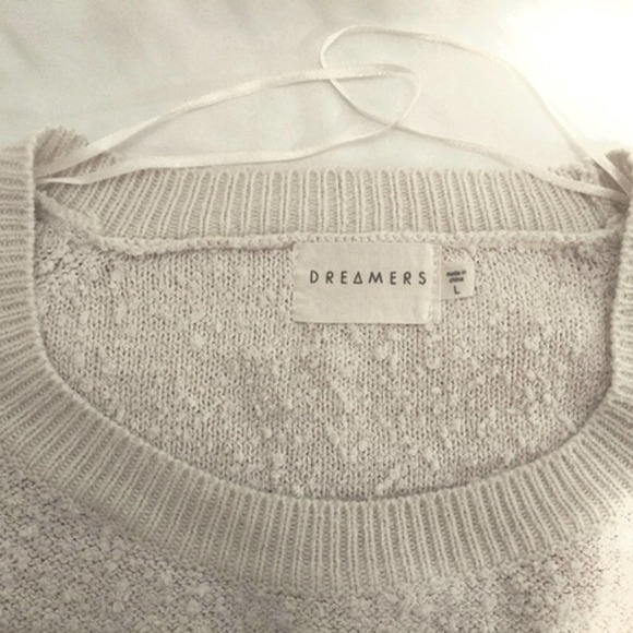 CREAM tone cozy stylish boucle Sweater with balloon cuffs - Picture 9 of 9